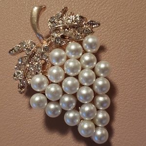 Grape Brooch